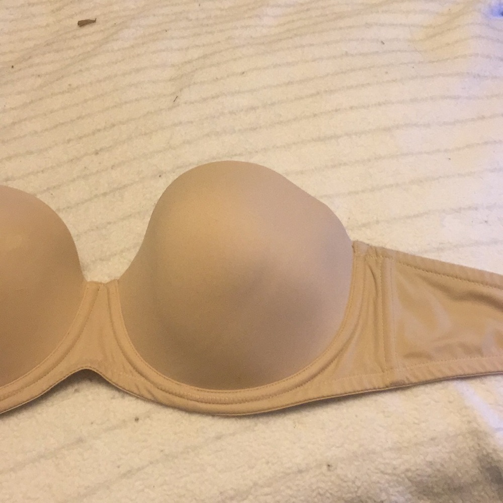 Strapless bra